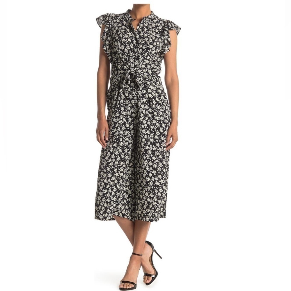 NWT Floral Romper  Relax Fit Whimsigoth Cottagecore Flutter Sleeve Tie Front 6